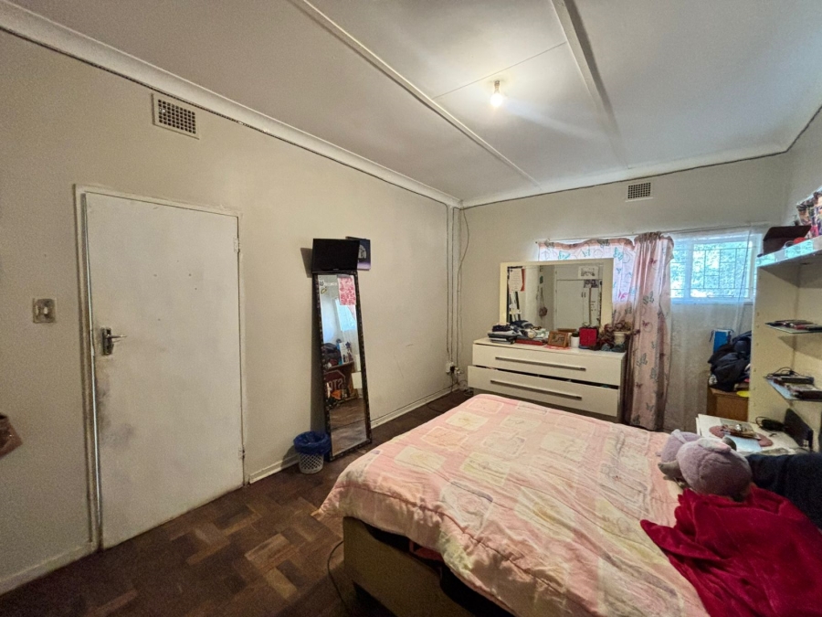 6 Bedroom Property for Sale in Songloed North West